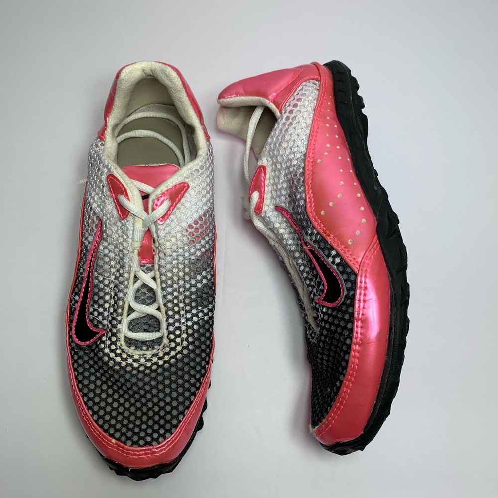 Nike jana Athletic  shoes